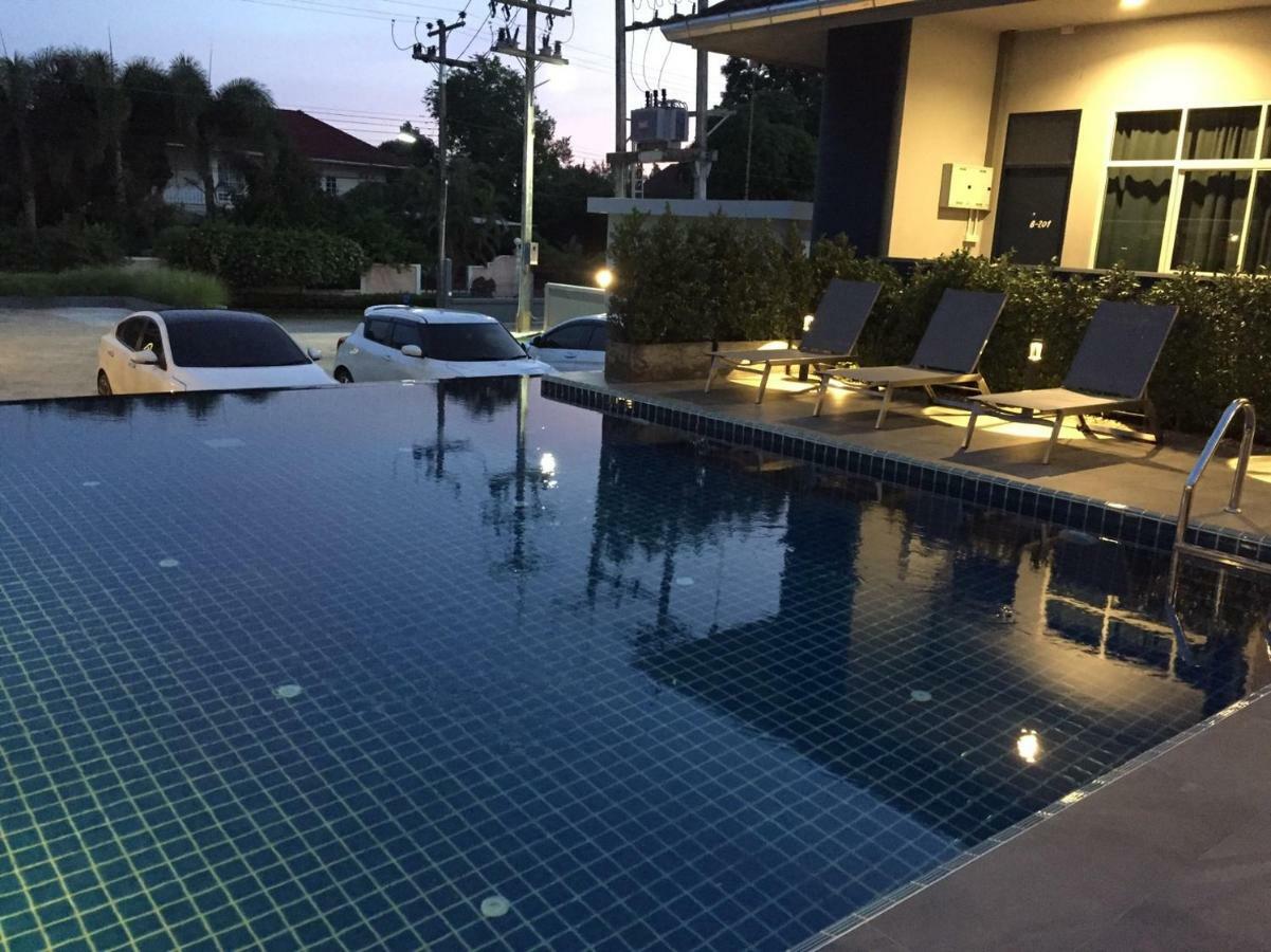 Blue Bed Hotel Chanthaburi Exterior photo